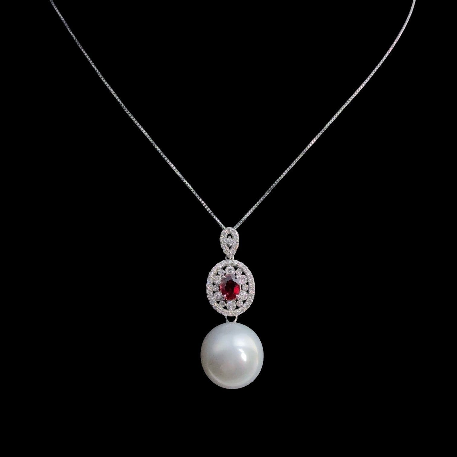 13.1mm Natural South Sea White Pearl and 0.45ct Ruby & 0.40ct Diamond Necklace set in  Platinum