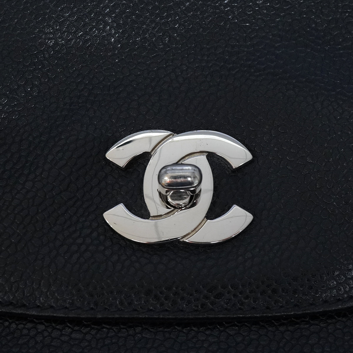 VINTAGE CHANEL CHAIN SHOULDER BAG BLACK CAVIAR SKIN SILVER HARDWARE 90344463