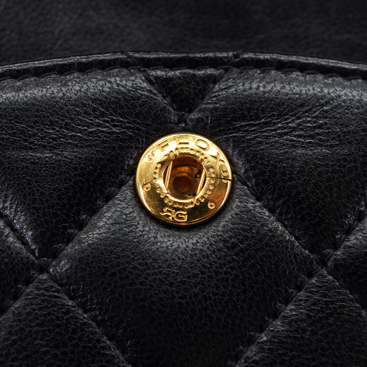 VINTAGE CHANEL CLASSIC FLAP MEDIUM CHAIN SHOULDER BAG BLACK LAMB SKIN GOLD HARDWARE 90333715
