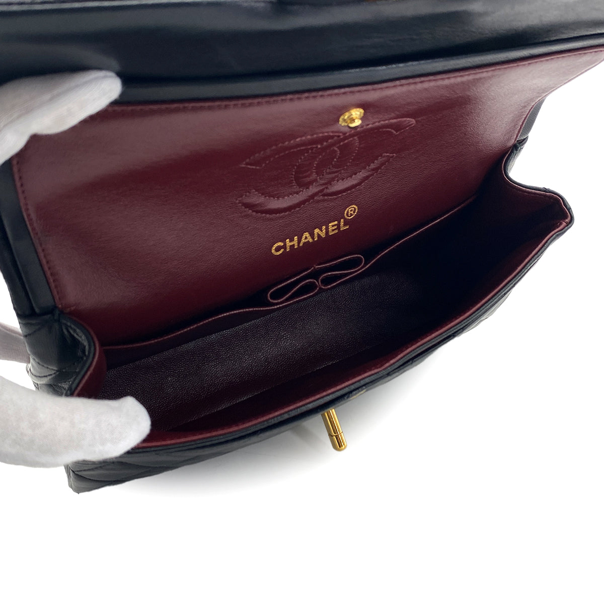 VINTAGE CHANEL CLASSIC FLAP SMALL CHAIN SHOULDER BAG BLACK LAMB SKIN GOLD HARDWARE 90325337