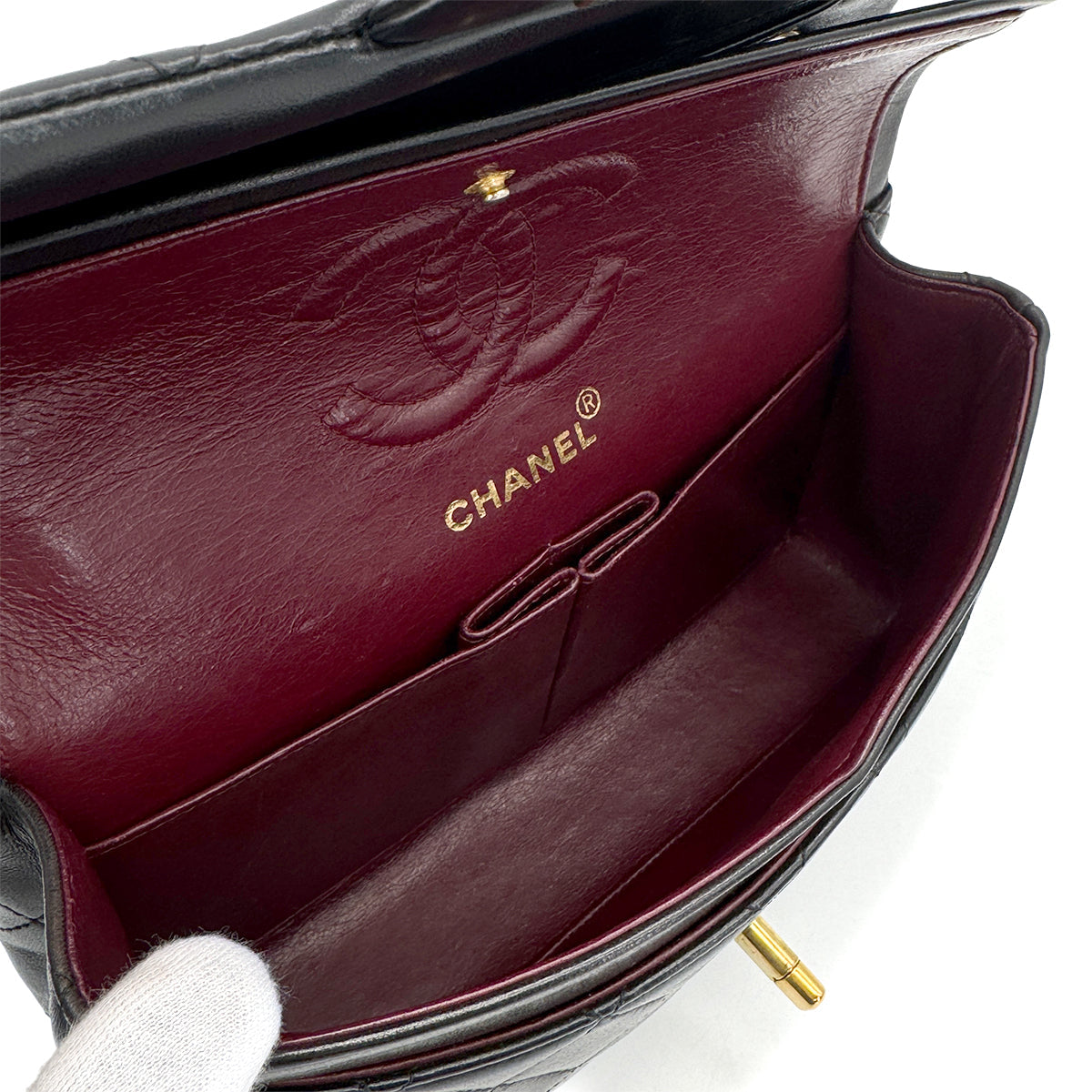 VINTAGE CHANEL CLASSIC FLAP SMALL CHAIN SHOULDER BAG BLACK LAMB SKIN GOLD HARDWARE 90319585