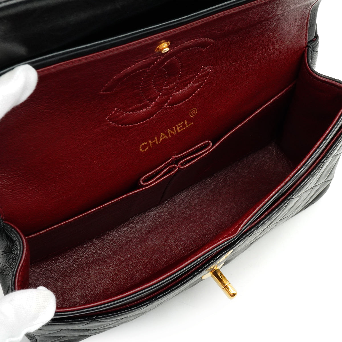 VINTAGE CHANEL CLASSIC FLAP SMALL CHAIN SHOULDER BAG BLACK LAMB SKIN GOLD HARDWARE 90339651