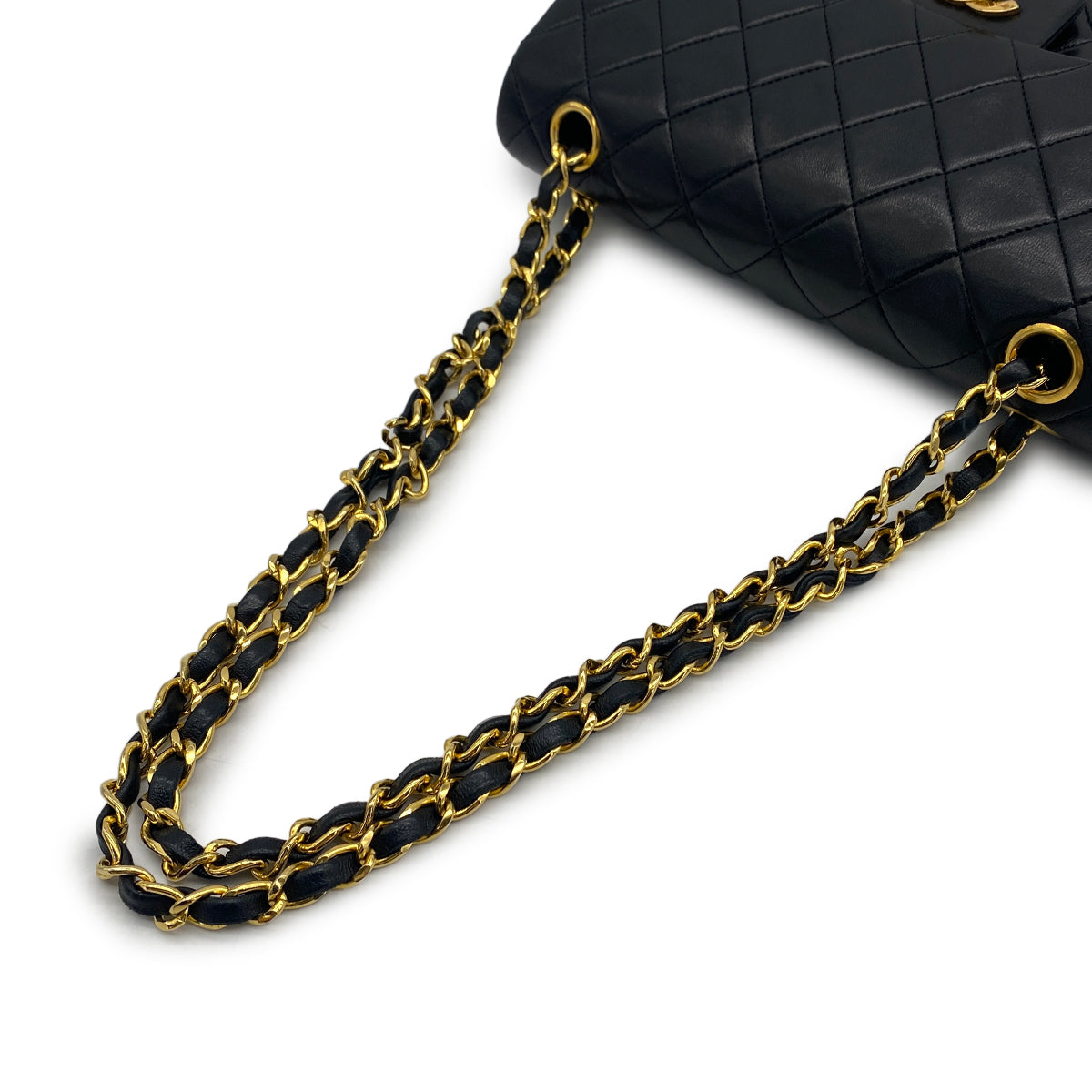 VINTAGE CHANEL CLASSIC FLAP SMALL CHAIN SHOULDER BAG BLACK LAMB SKIN GOLD HARDWARE 90324823