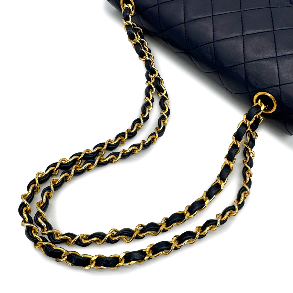 VINTAGE CHANEL CLASSIC FLAP SMALL CHAIN SHOULDER BAG NAVY LAMB SKIN GOLD HARDWARE 90318735