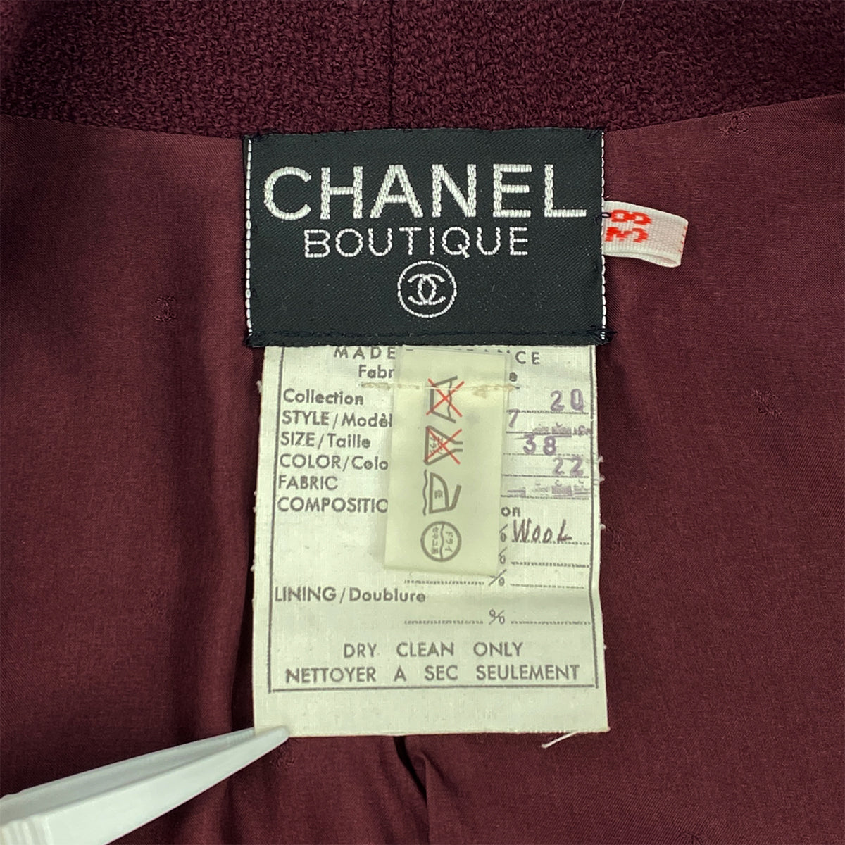 VINTAGE CHANEL COCO BUTTON TWEED JACKET SKIRT SET BORDEAUX WOOL 38 RTW 90319638