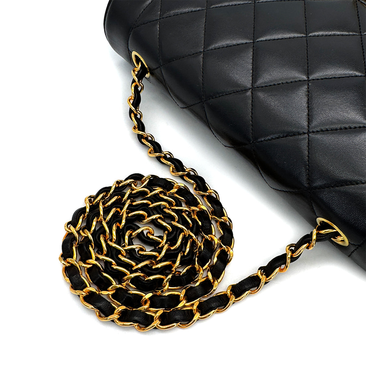 VINTAGE CHANEL DIANA MEDIUM CHAIN SHOULDER BAG BLACK LAMB SKIN GOLD HARDWARE 90317922