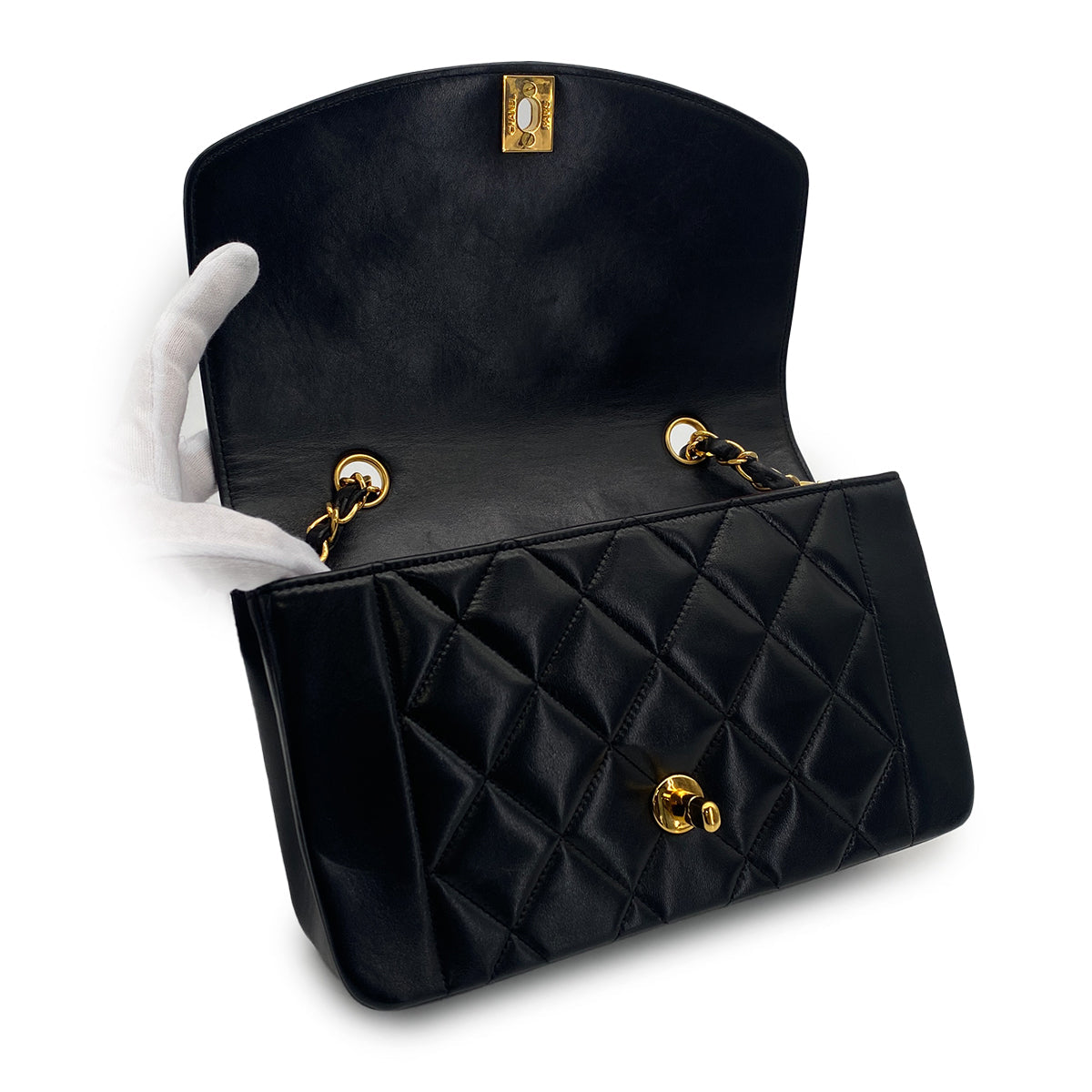 VINTAGE CHANEL DIANA SMALL CHAIN SHOULDER BAG BLACK LAMB SKIN GOLD HARDWARE 90317875
