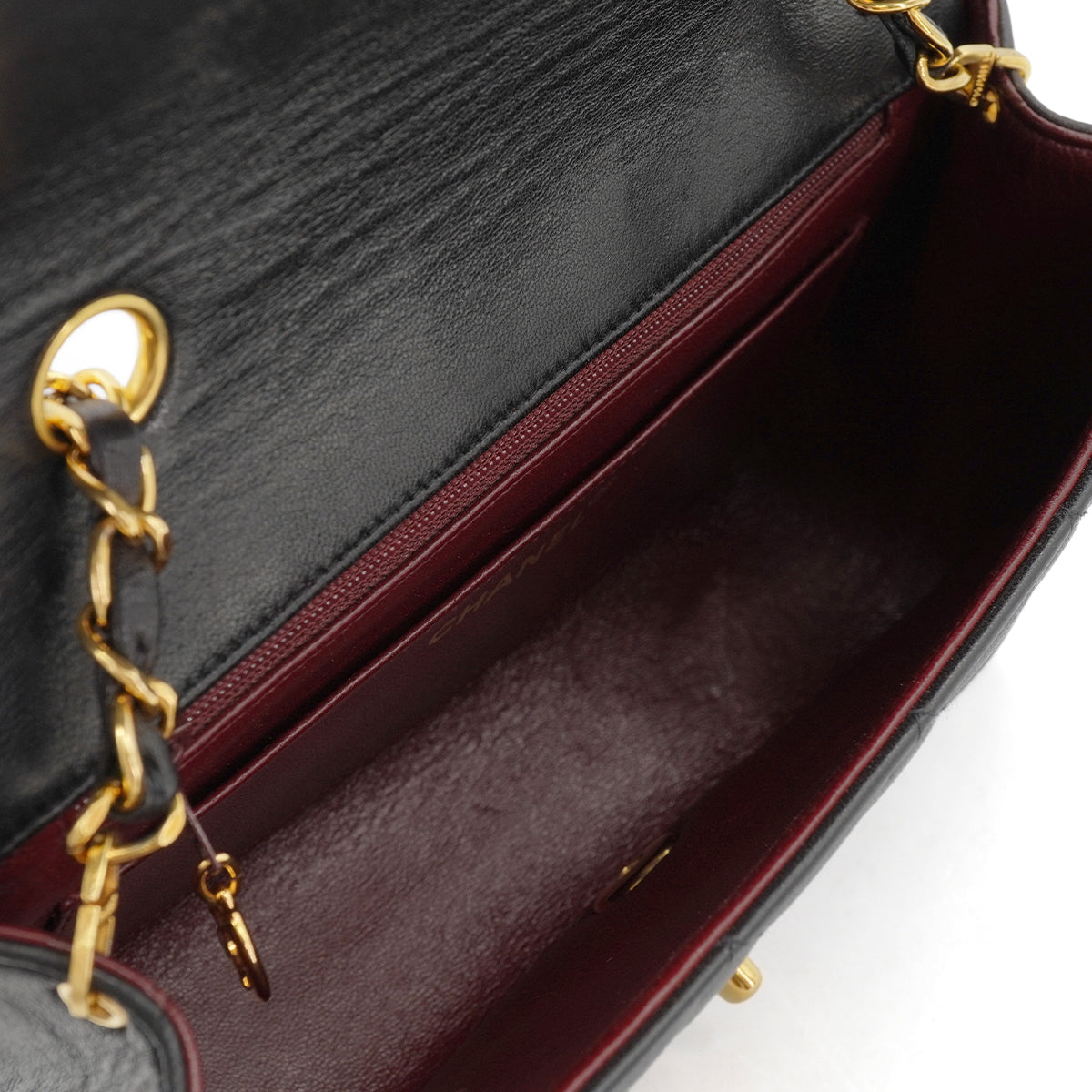 VINTAGE CHANEL DIANA SMALL CHAIN SHOULDER BAG BLACK LAMB SKIN GOLD HARDWARE 90329224