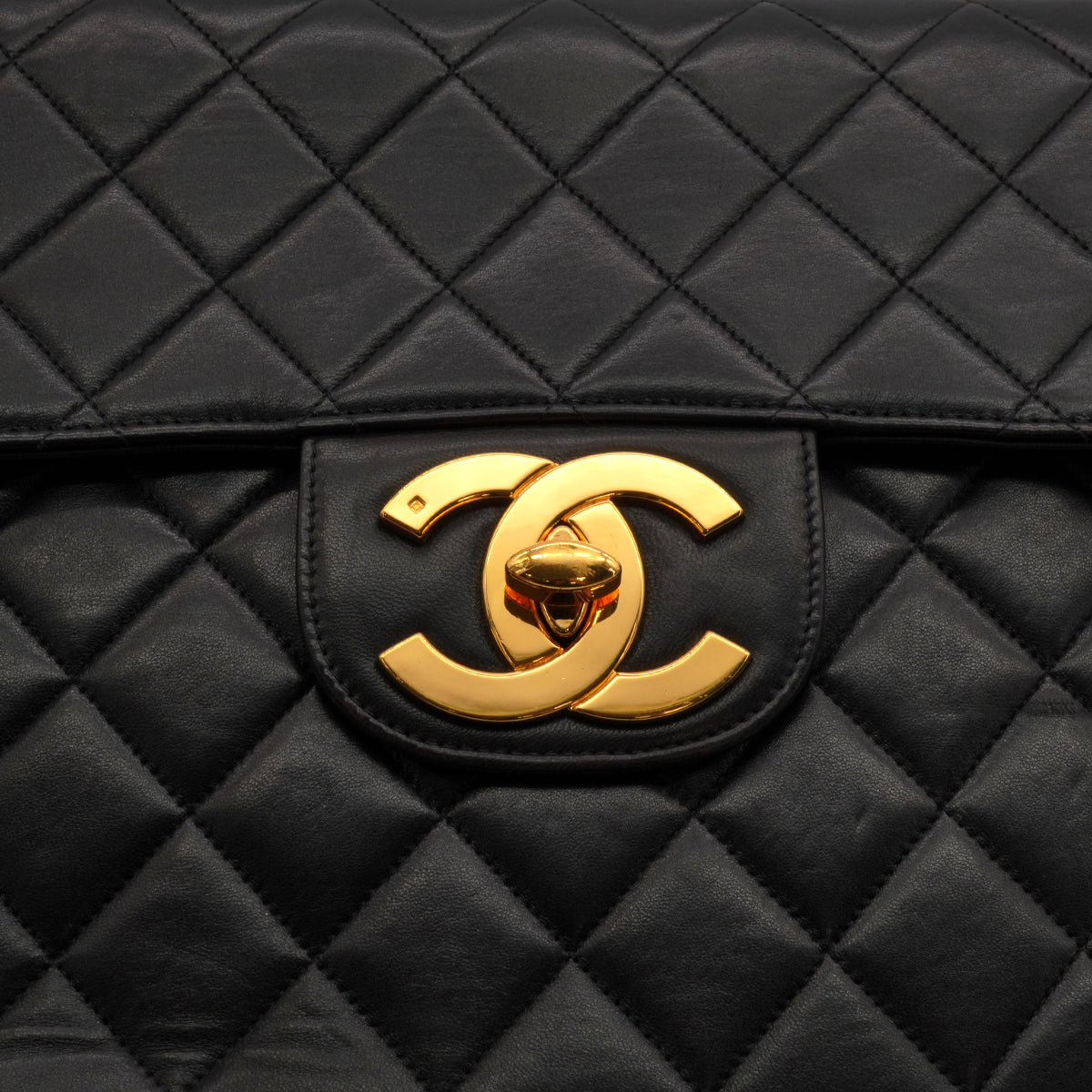 VINTAGE CHANEL JUMBO MATELASSE 30 CHAIN SHOULDER BAG BLACK LAMB SKIN GOLD HARDWARE 90340463