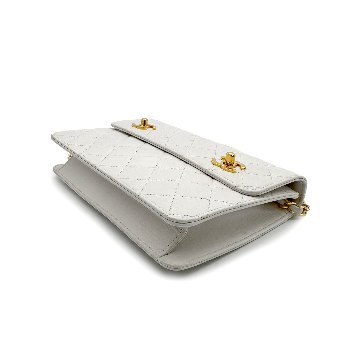 VINTAGE CHANEL MATELASSE 2WAY CHAIN SHOULDER BAG WHITE LAMB SKIN GOLD HARDWARE 90317284