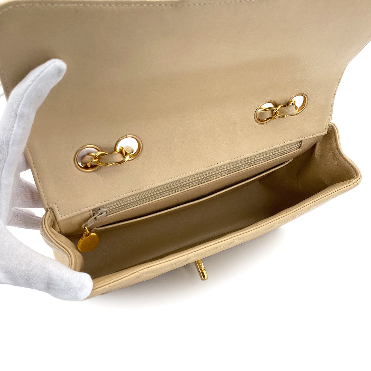 VINTAGE CHANEL MATELASSE CHAIN SHOULDER BAG BEIGE LAMB SKIN GOLD HARDWARE 90314319