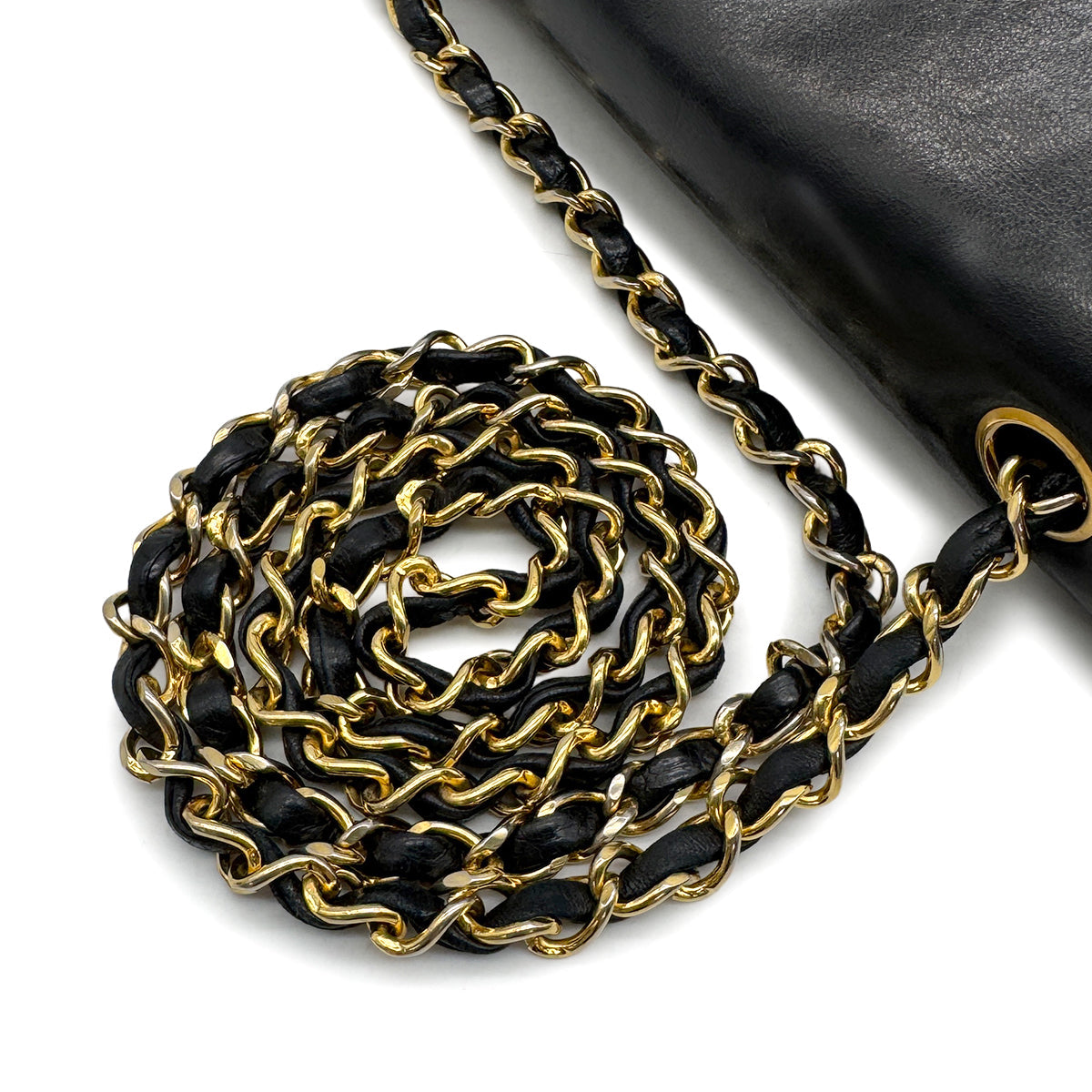 VINTAGE CHANEL MATELASSE CHAIN SHOULDER BAG BLACK LAMB SKIN GOLD HARDWARE 90324827