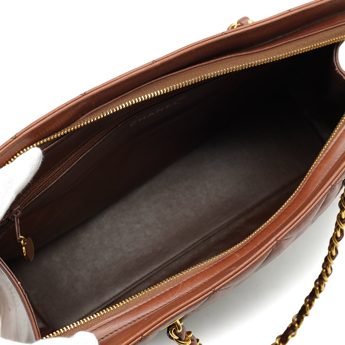 VINTAGE CHANEL MATELASSE CHAIN SHOULDER BAG BROWN LAMB SKIN GOLD HARDWARE 90340506