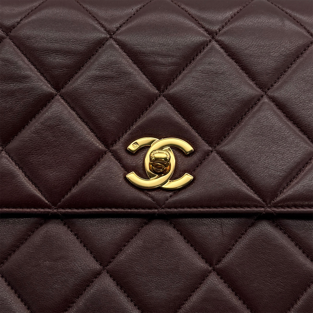 VINTAGE CHANEL MATELASSE CHAIN SHOULDER BAG BROWN LAMB SKIN GOLD HARDWARE 90314779