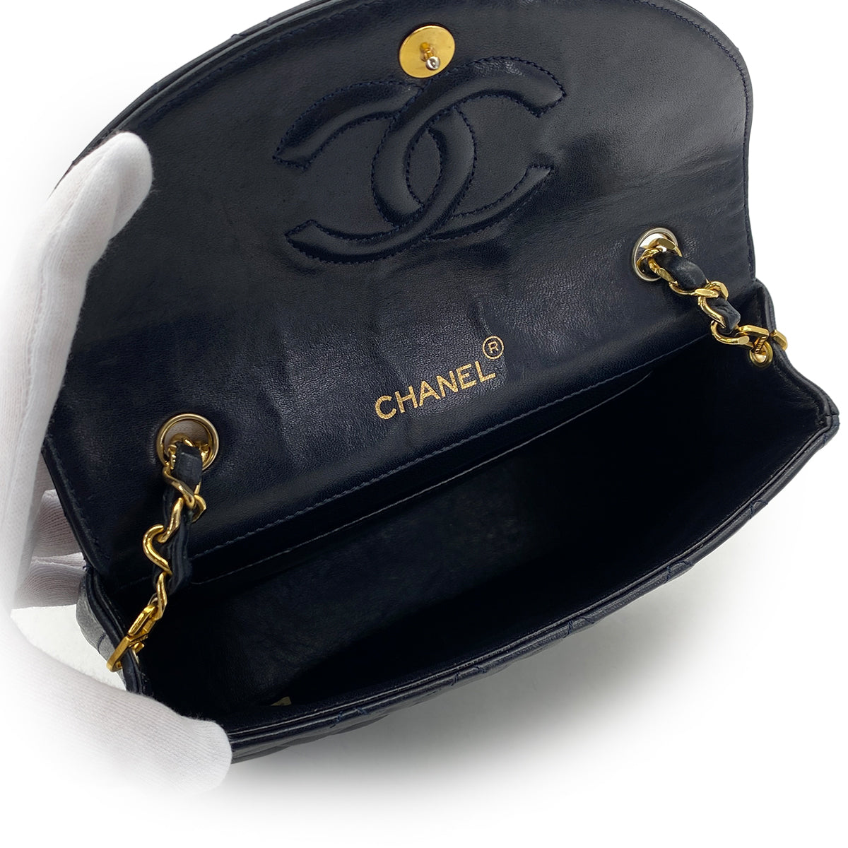 VINTAGE CHANEL MATELASSE COCOMARK CHAIN SHOULDER BAG NAVY LAMB SKIN GOLD HARDWARE 90308206