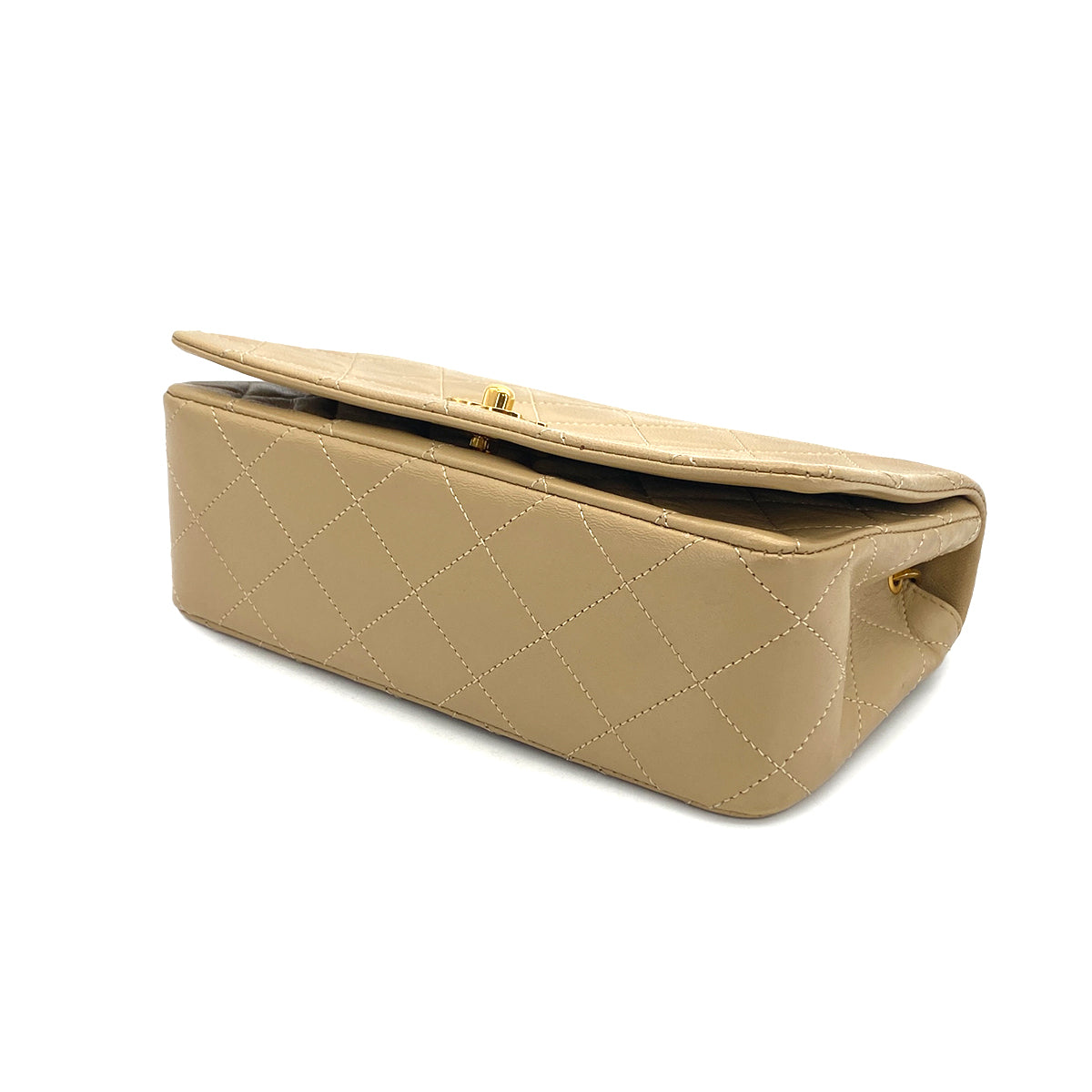 VINTAGE CHANEL MATELASSE FULL FLAP CHAIN SHOULDER BAG BEIGE LAMB SKIN GOLD HARDWARE 90327092