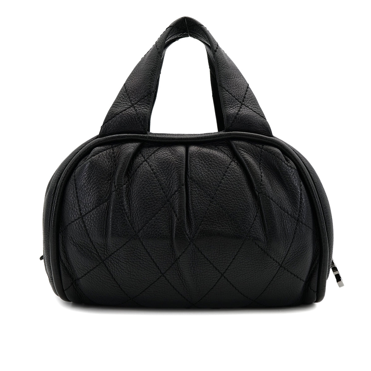 VINTAGE CHANEL MATELASSE HAND BAG BLACK LEATHER SILVER HARDWARE 90317186