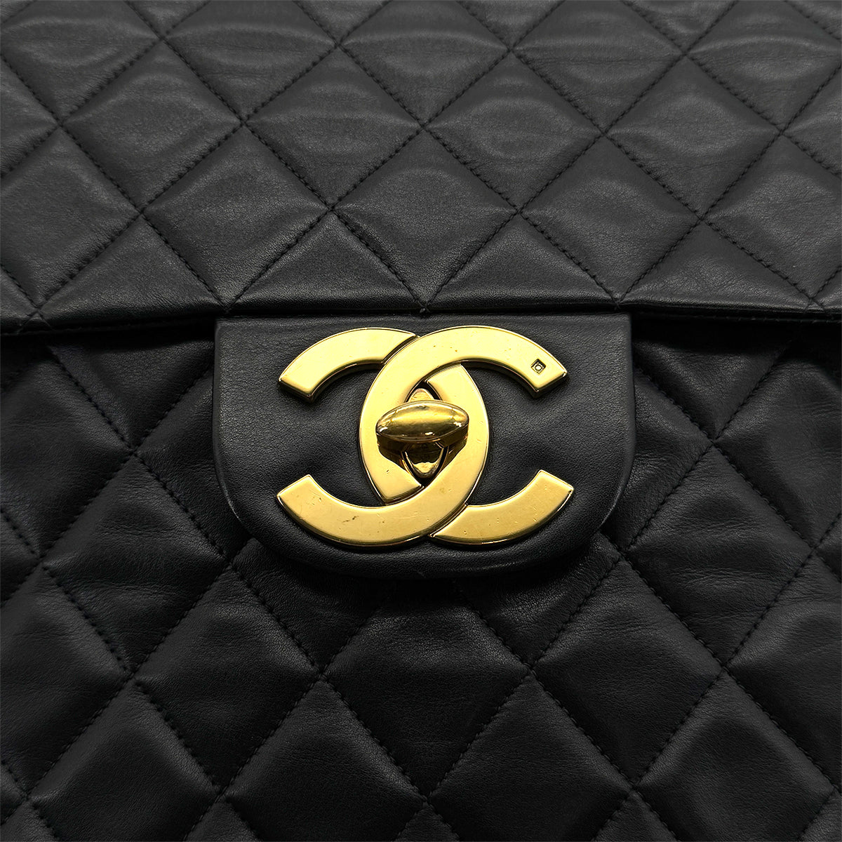 VINTAGE CHANEL MAXI MATELASSE 34 CHAIN SHOULDER BAG BLACK LAMB SKIN GOLD HARDWARE 90325320