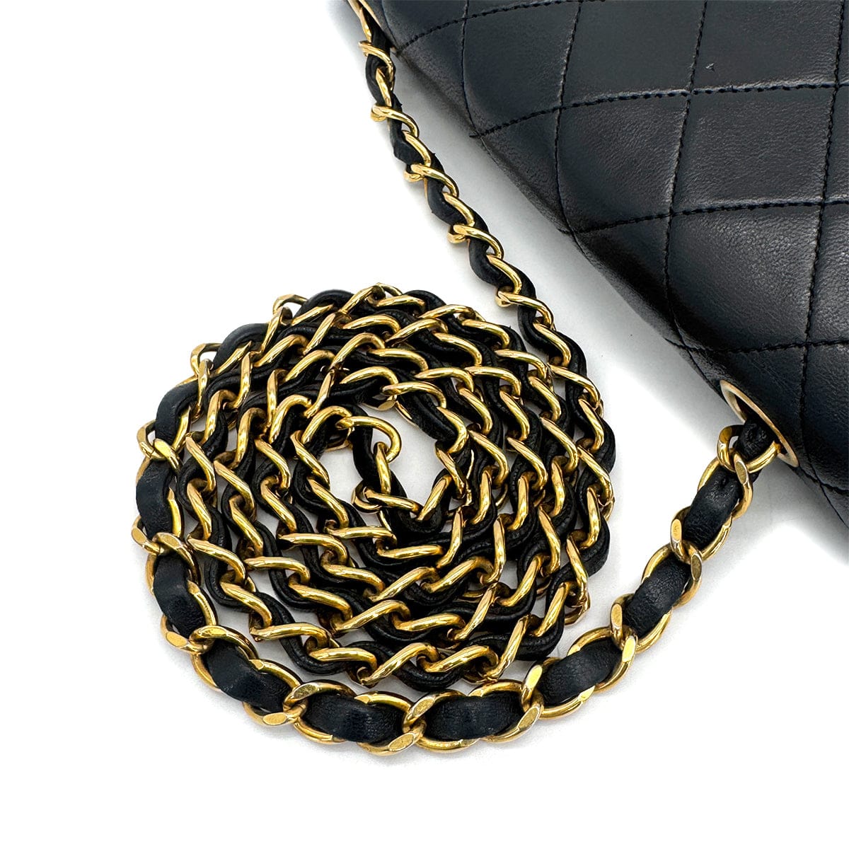 VINTAGE CHANEL MINI MATELASSE CHAIN SHOULDER BAG BLACK LAMB SKIN GOLD HARDWARE 90319924