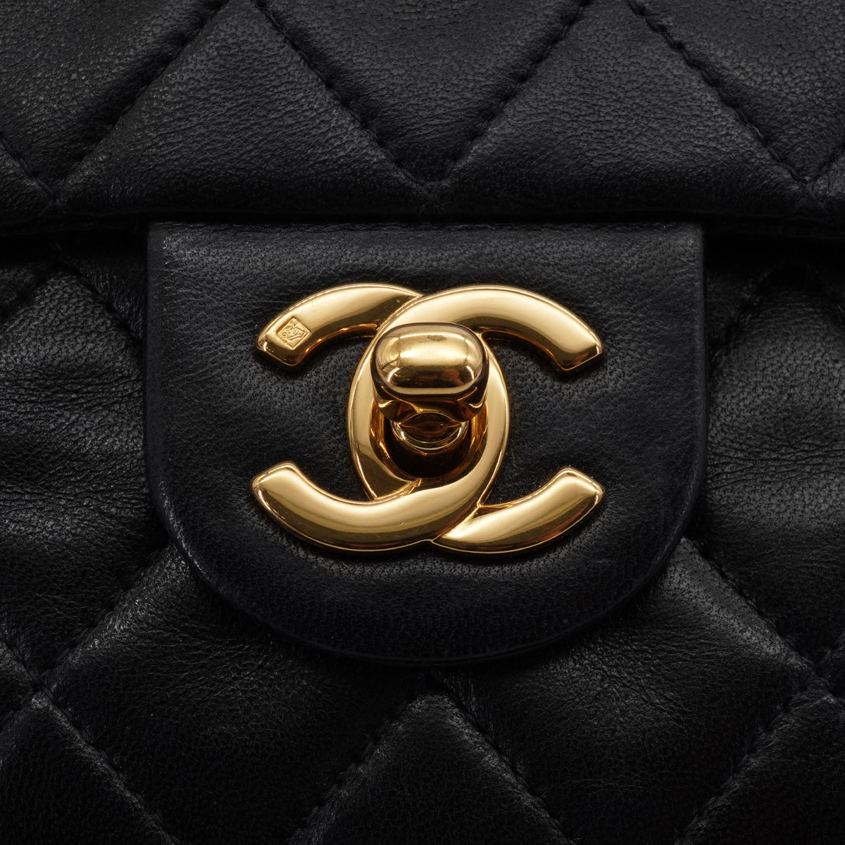 VINTAGE CHANEL MINI SQUARE 17 CHAIN SHOULDER BAG BLACK LAMB SKIN GOLD HARDWARE 90340165