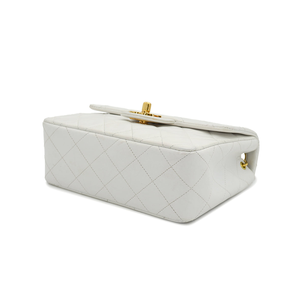 VINTAGE CHANEL MINI SQUARE 17 CHAIN SHOULDER BAG WHITE LAMB SKIN GOLD HARDWARE 90332572