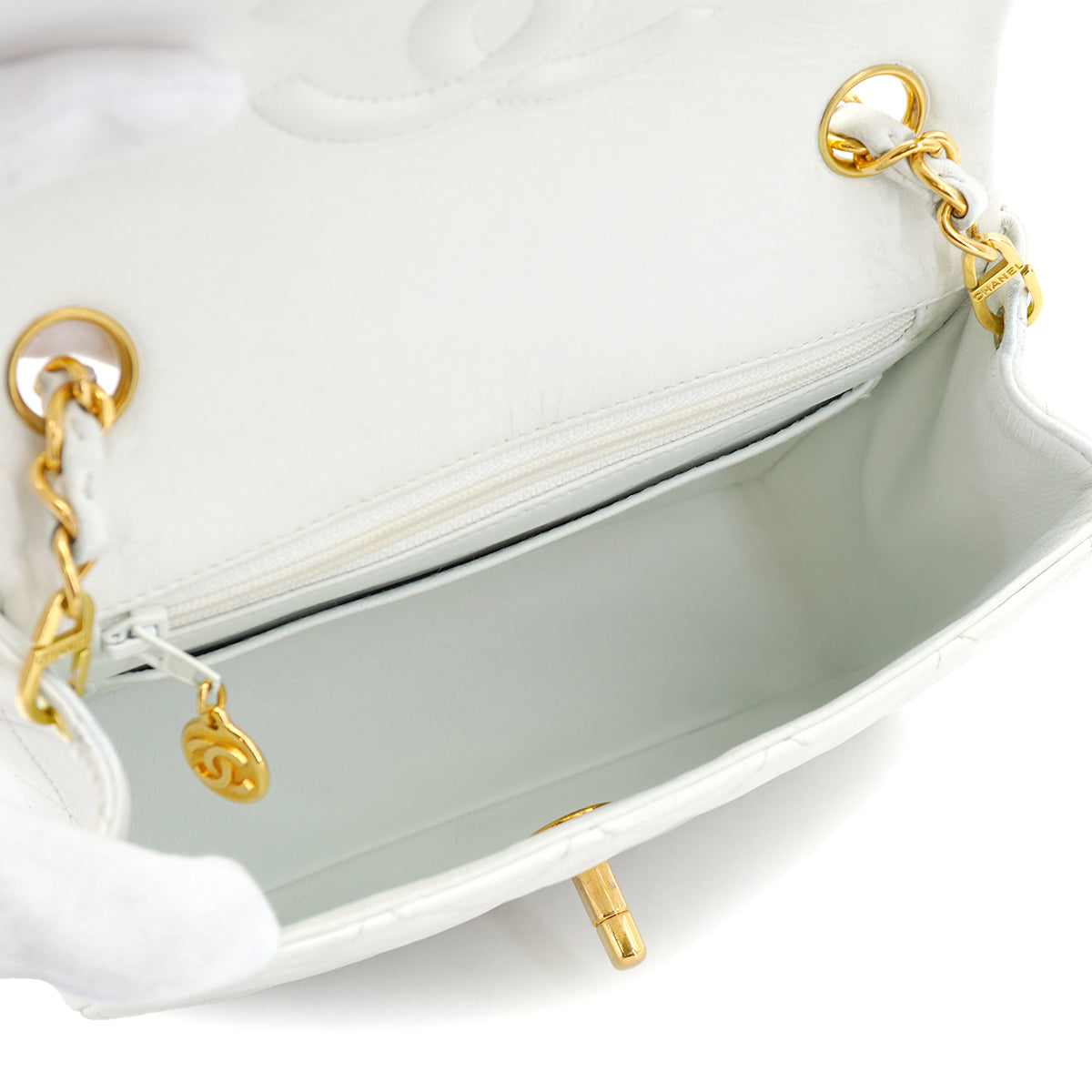 VINTAGE CHANEL MINI SQUARE 17 CHAIN SHOULDER BAG WHITE LAMB SKIN GOLD HARDWARE 90332572