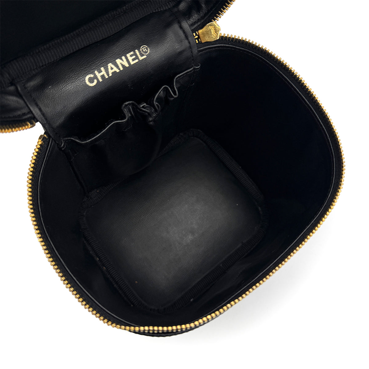 VINTAGE CHANEL VANITY HAND BAG BLACK CAVIAR SKIN 90313400
