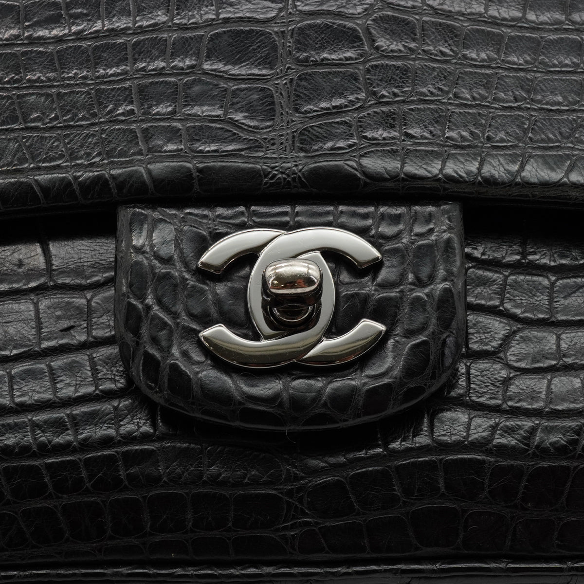 VINTEGE CHANEL CLASSIC FLAP MEDIUM CHAIN SHOULDER BAG BLACK CROCODILE SILVER HARDWARE 90340464