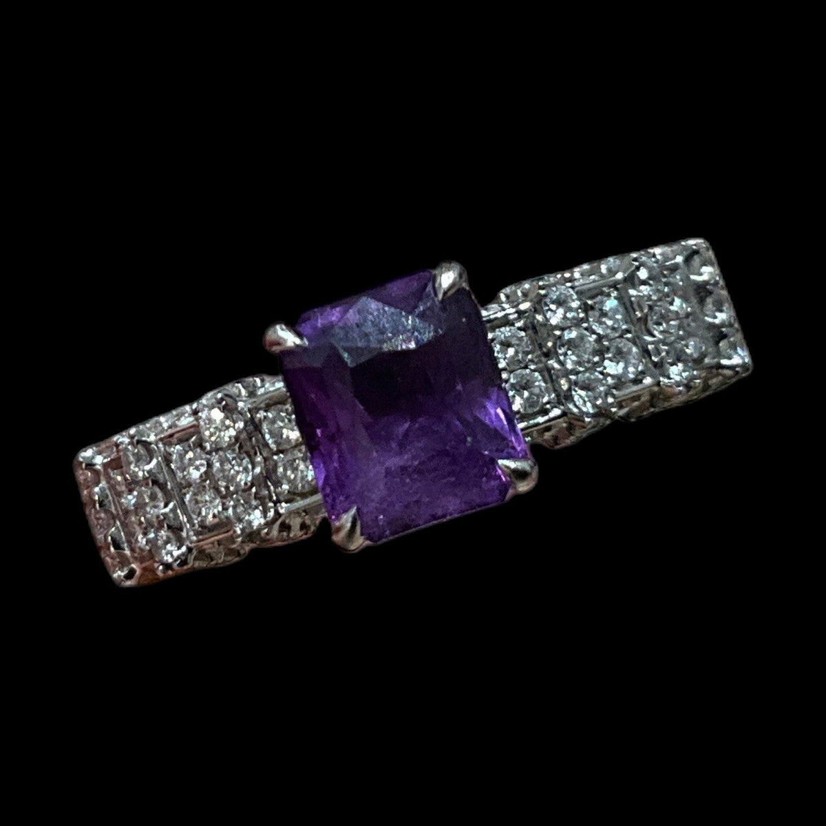 2.10ct Purple Sapphire & 0.60ct Natural Diamond Ring set in 18K White Gold
