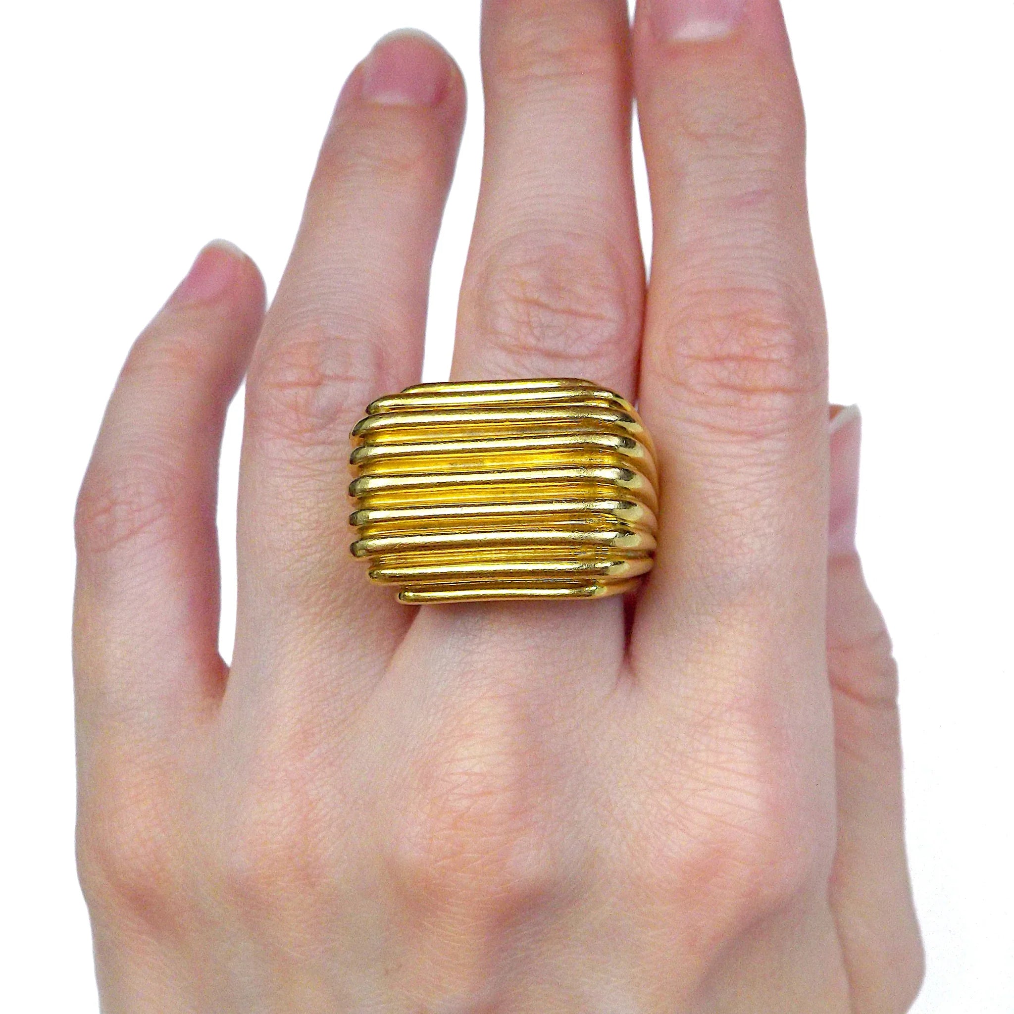 David Webb 18K Yellow Gold Radiator Ring ASC5500