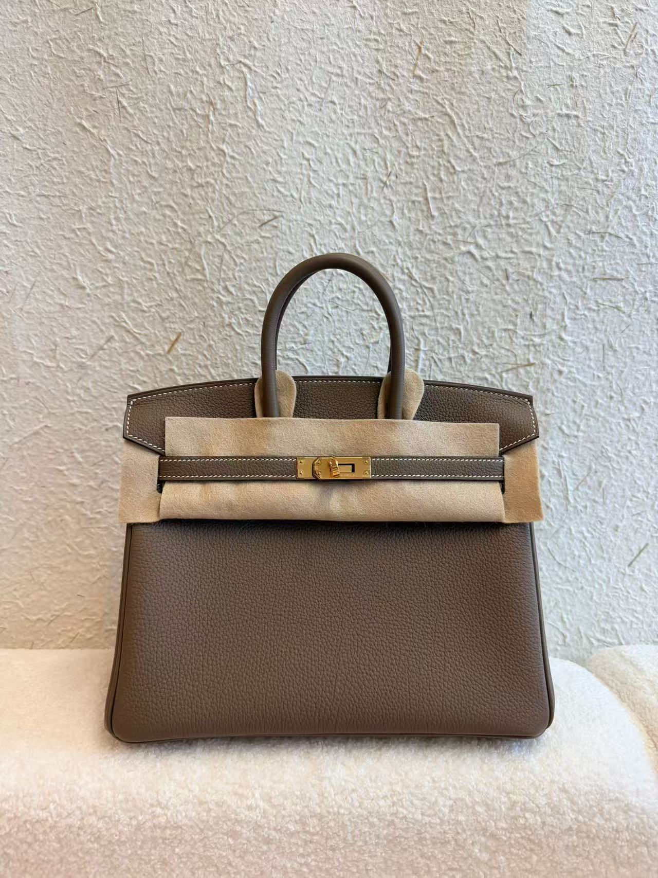 Hermès Birkin 25 Etoupe Togo Leather GHW