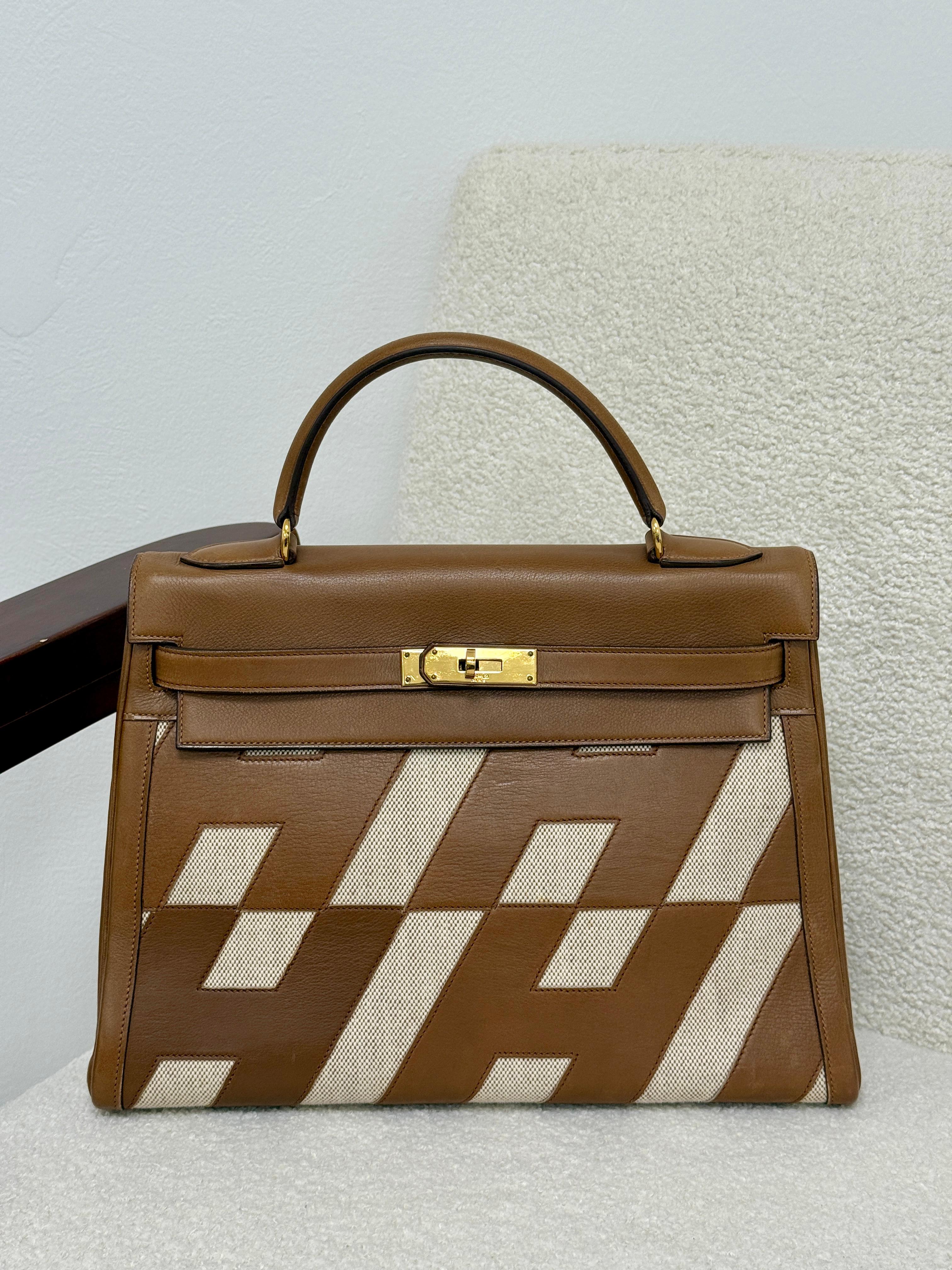 *LONDON LOCATED* VINTAGE HERMÈS KELLY 32CM "ULYSSE" GOLD Gulliver & Toile with Gold Hardware