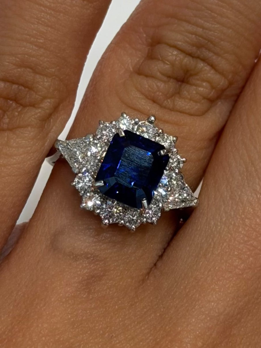 #12.5 Ring in Pt900 - Royal-Blue Sapphire 3.75 + D0.88 (GRS / Madagascar) 4536 JJC1304