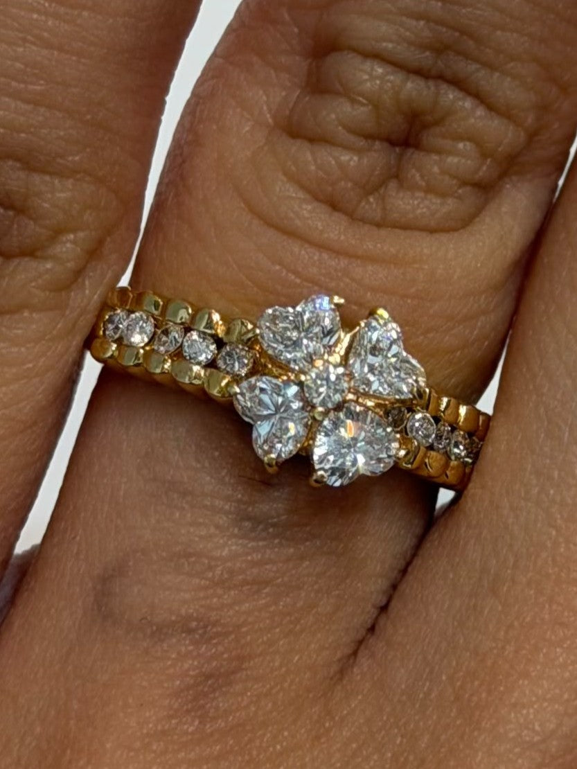 #9 Ring in K18 - Diamond 0.83 floral 3795 JJC1309