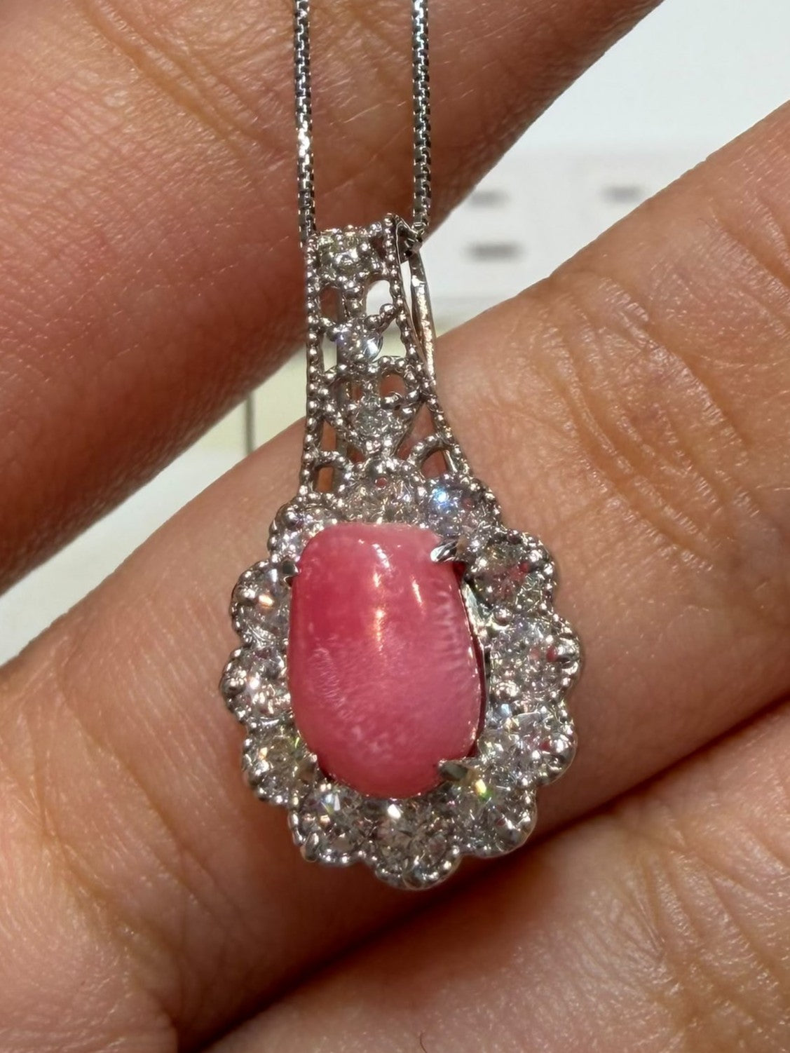 44cm Necklace in Pt900/850 - Conch Pearl 1.96 + D0.55 8716 JJC1355