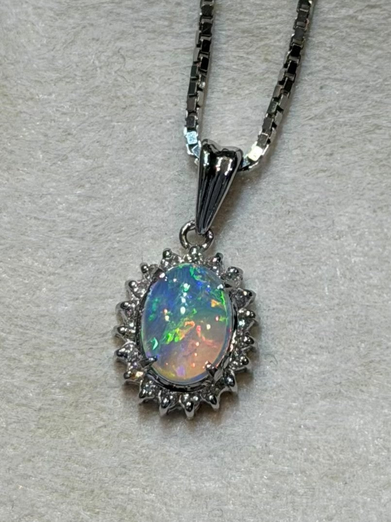 41cm Necklace in Pt900/850 - Opal + D0.15 6201 JJC1358