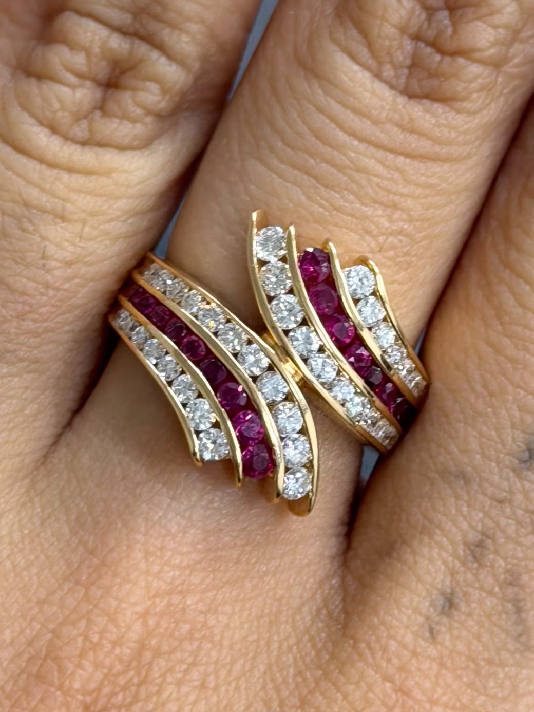 Ring in K18 - Ruby 0.66 + D0.92 1911 JJC1483