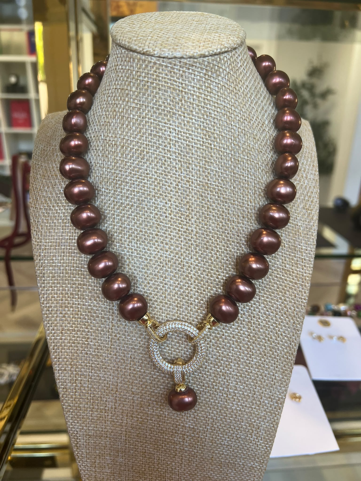 The dainty one - african gem necklace and earrings AKC1322