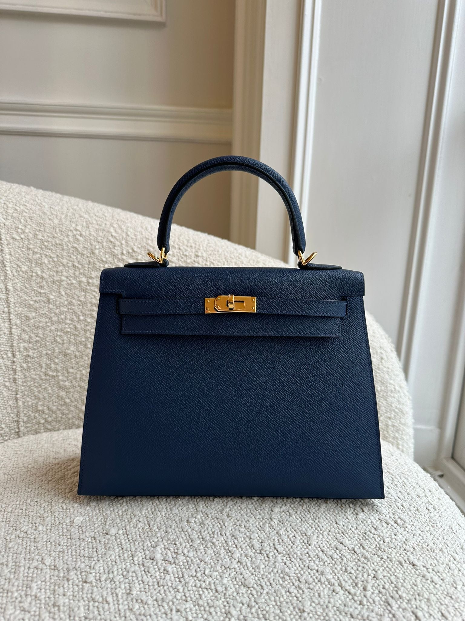 HERMÈS KELLY 25CM BLUE NAVY Epsom Leather with Gold Hardware