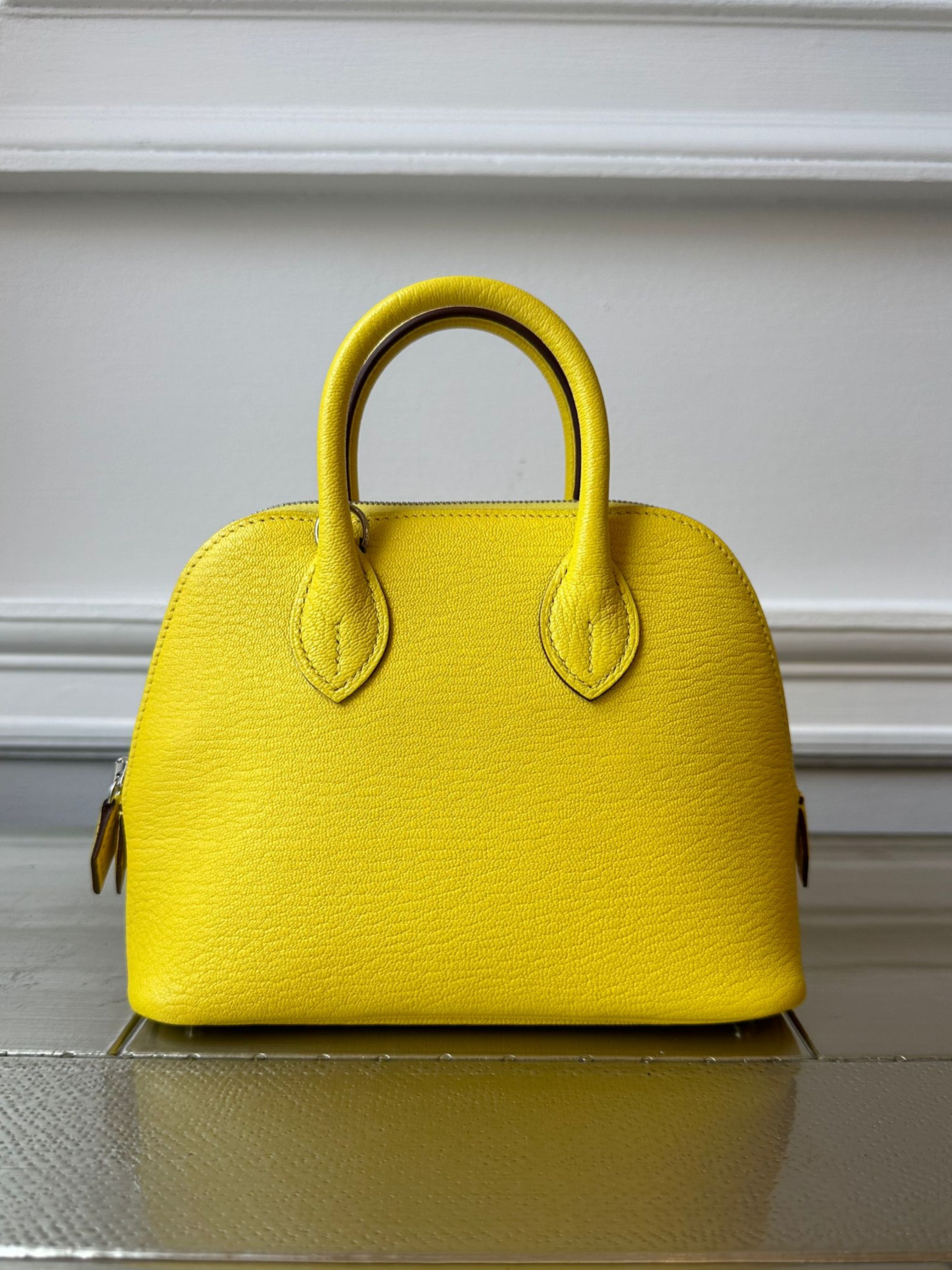 HERMÈS MINI BOLIDE 1923 19CM JAUNE CITRON Chevre Leather with Palladium Hardware