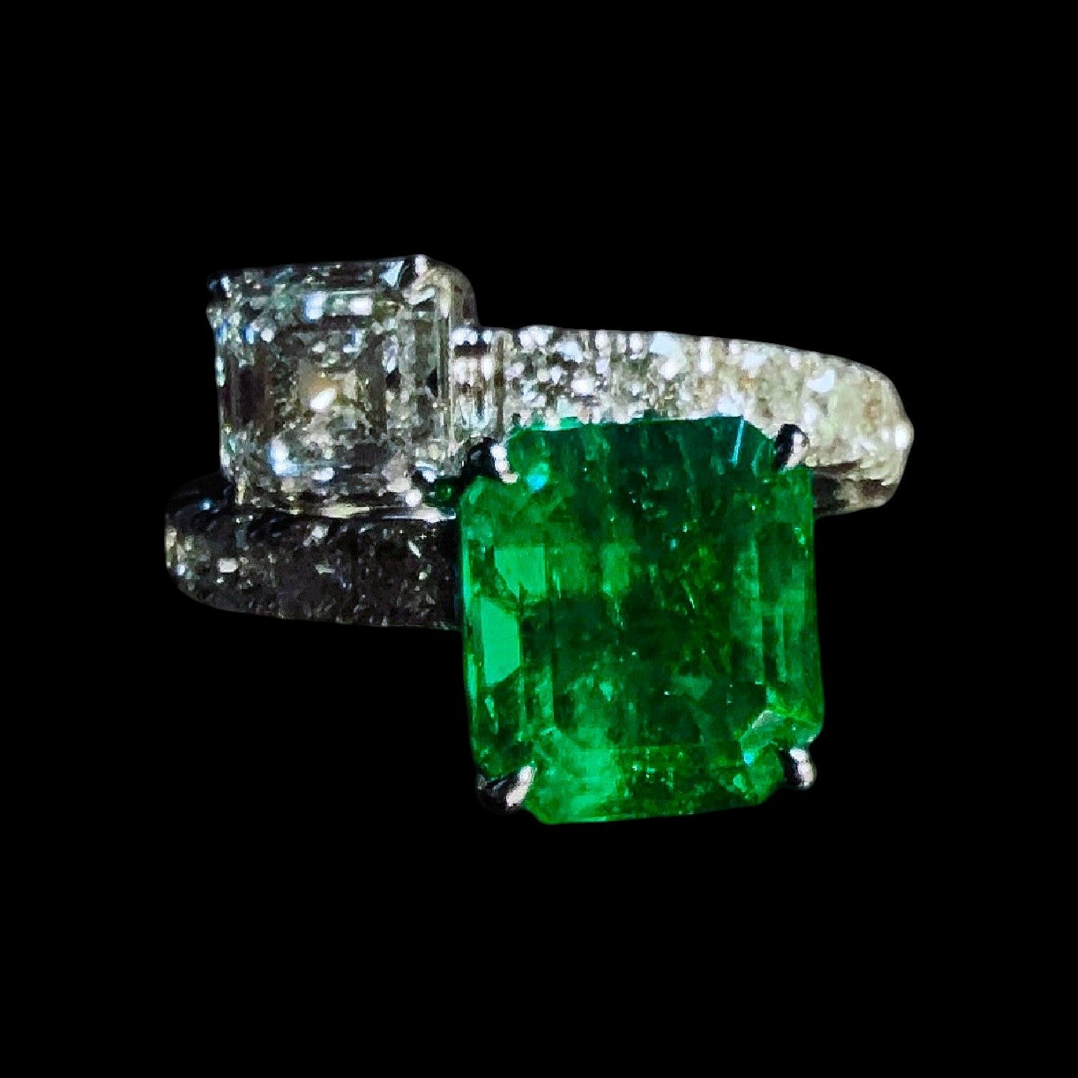 3.64ct Columbia Minor Oil Natural Muzo Green Columbian Emerald & 1.29ct and 0.75ct Diamond Ring set in 18K White Gold