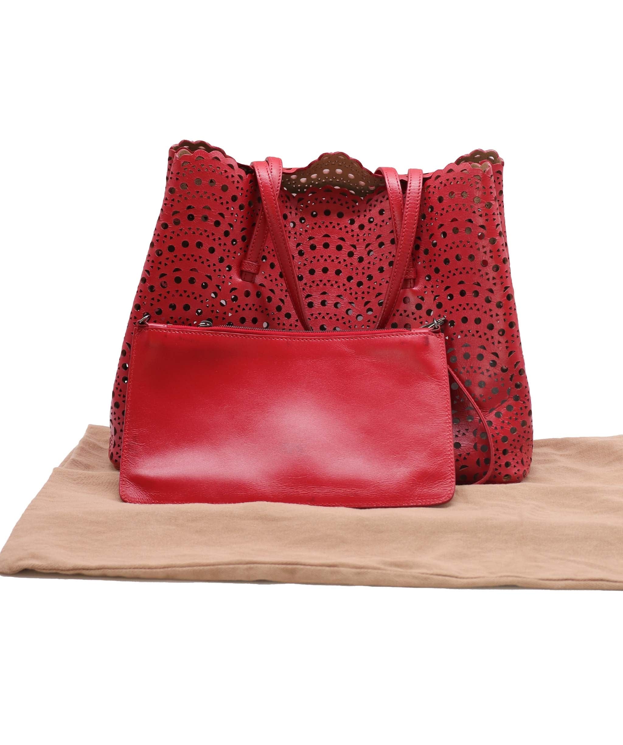 Alaïa ALAIA Hand bag Red with Wallet, Mirror & Dustbag ASC6416