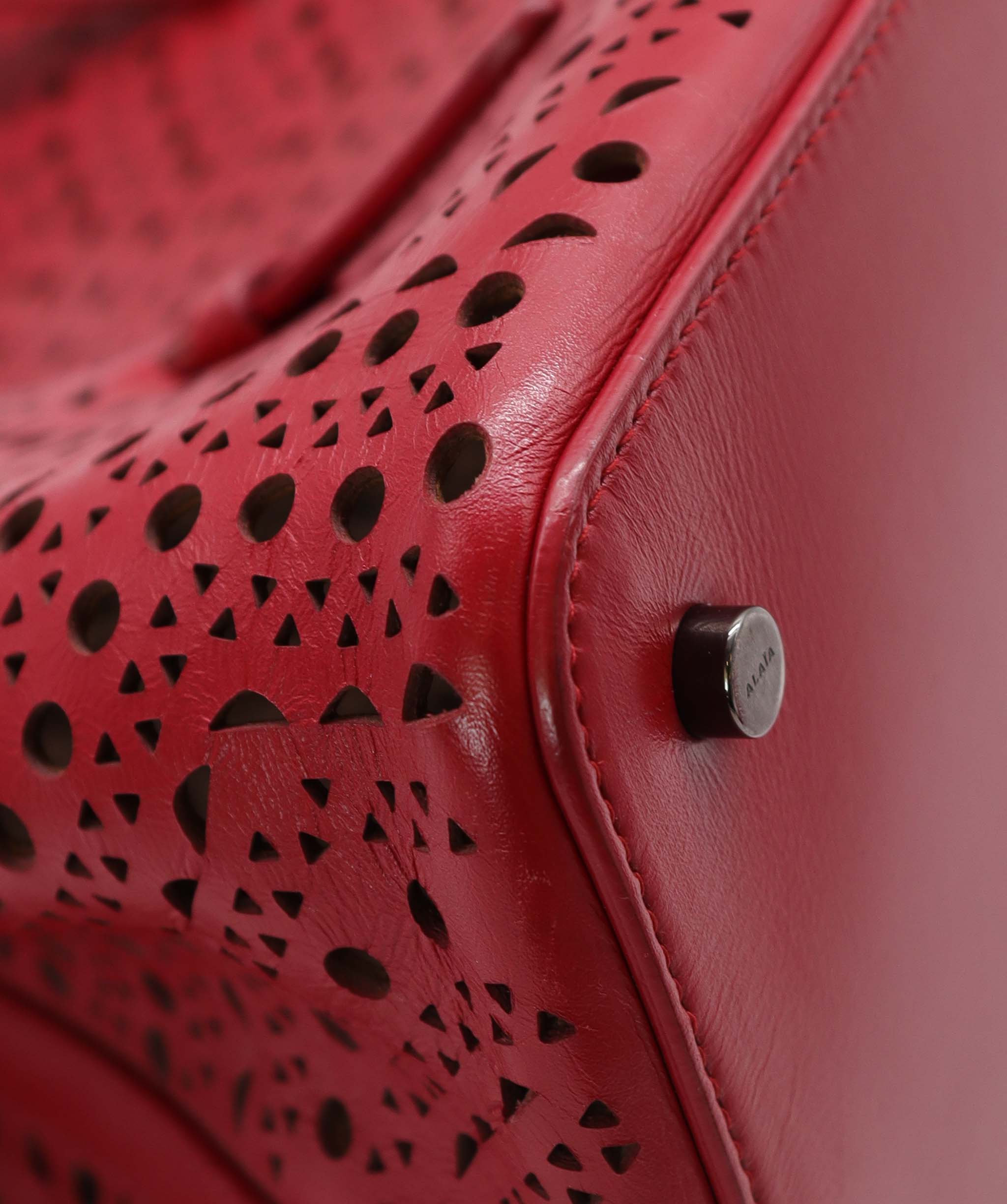 Alaïa ALAIA Hand bag Red with Wallet, Mirror & Dustbag ASC6416