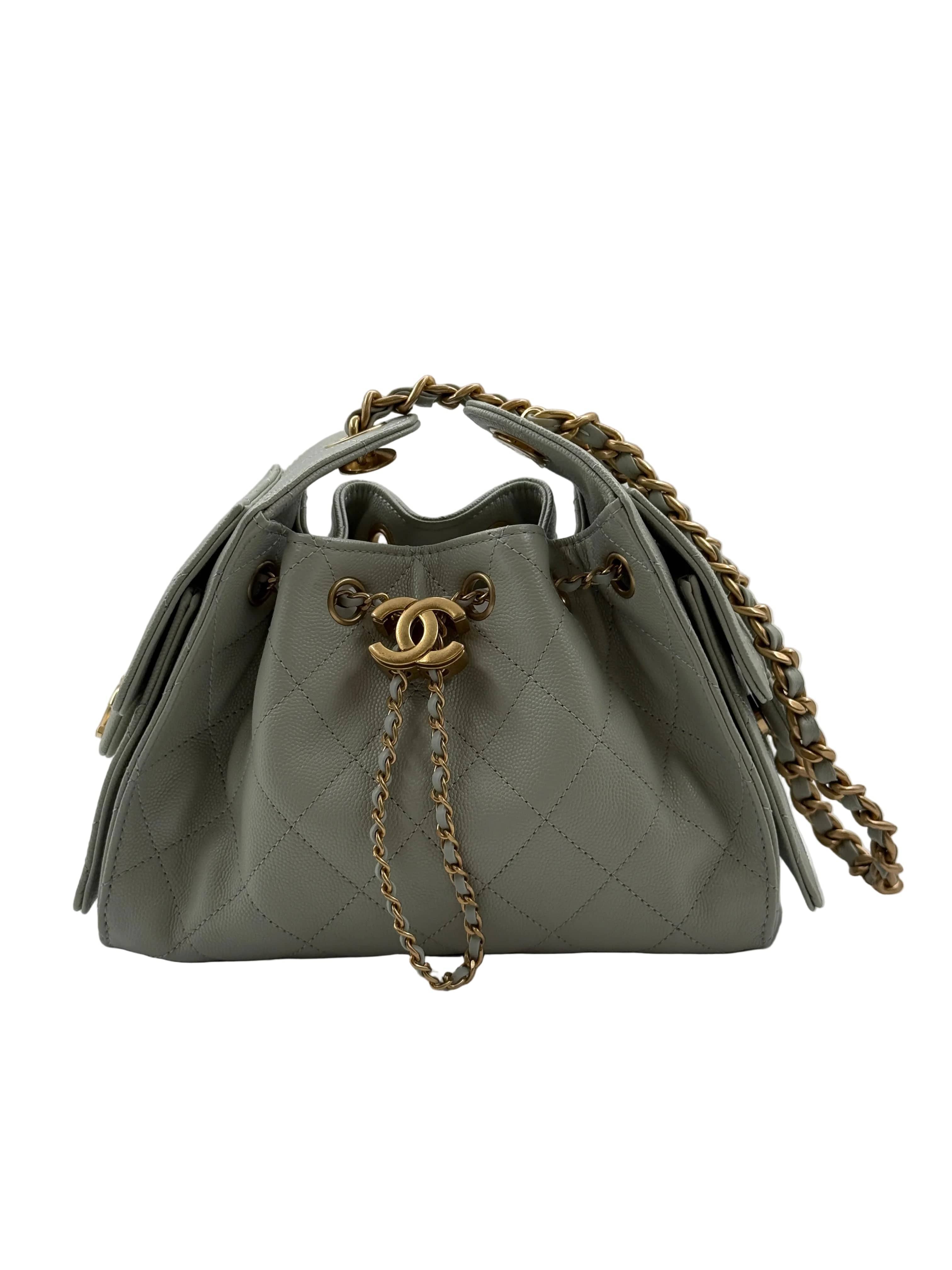 Aureon Group Limited *LONDON LOCATED* CHANEL 25 MINI HANDBAG GREEN Grained Shiny Calfskin with Gold-Tone Metal