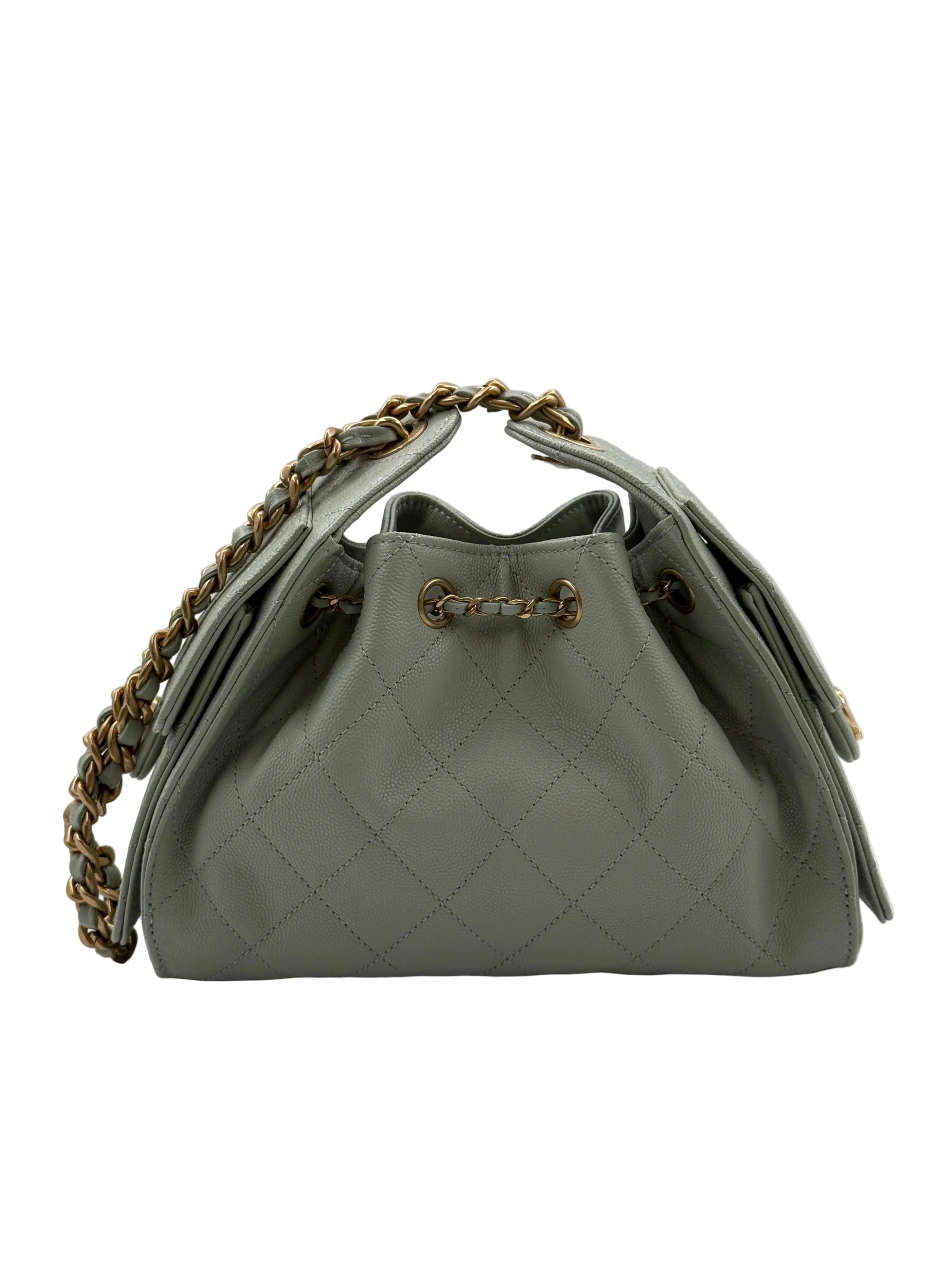 Aureon Group Limited *LONDON LOCATED* CHANEL 25 MINI HANDBAG GREEN Grained Shiny Calfskin with Gold-Tone Metal