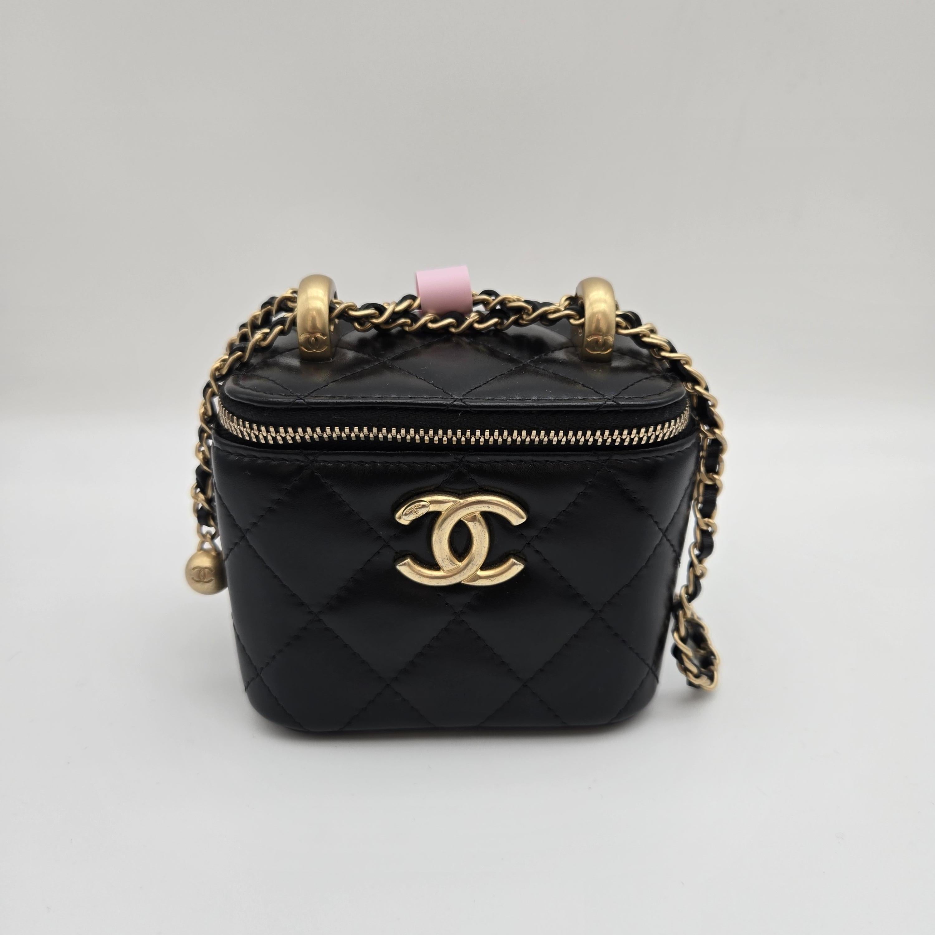 Chanel Black Quilted Mini Vanity Case C352247