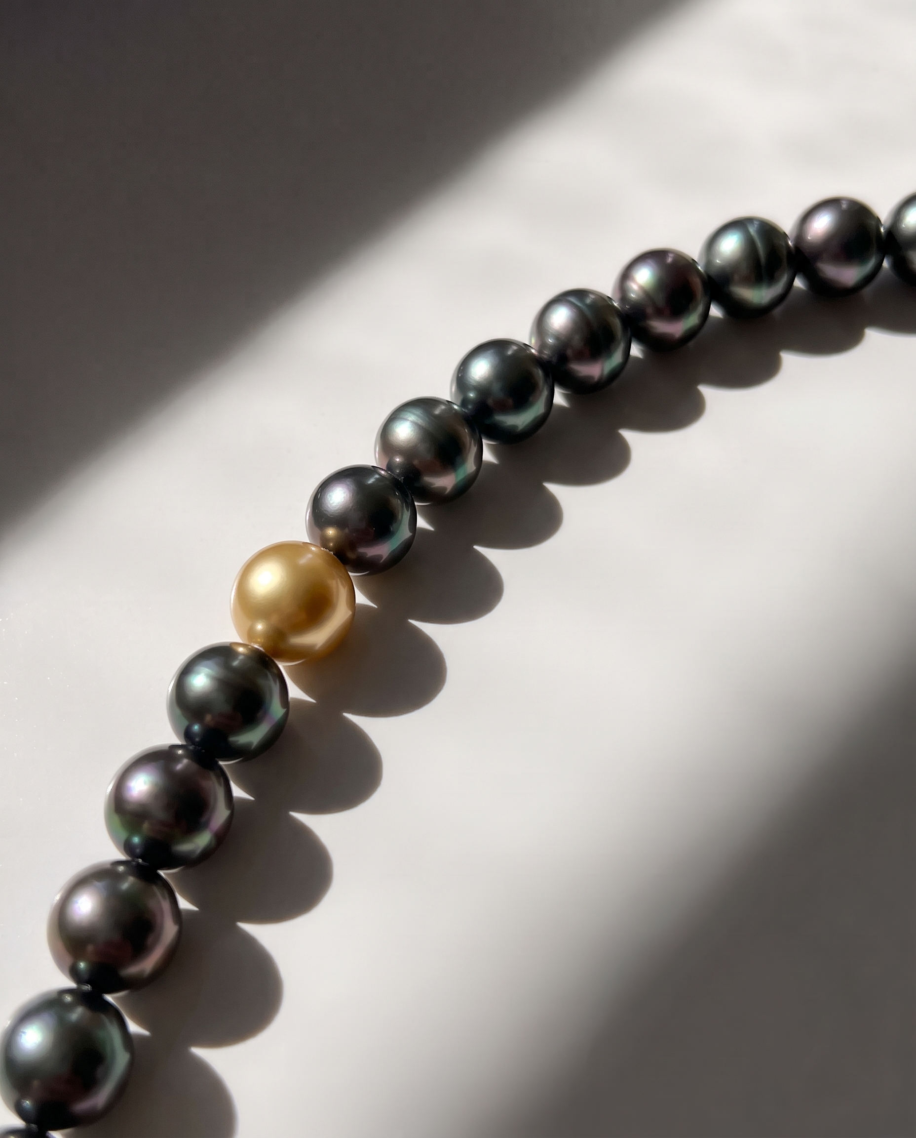 Caesura Black Pearl Necklace