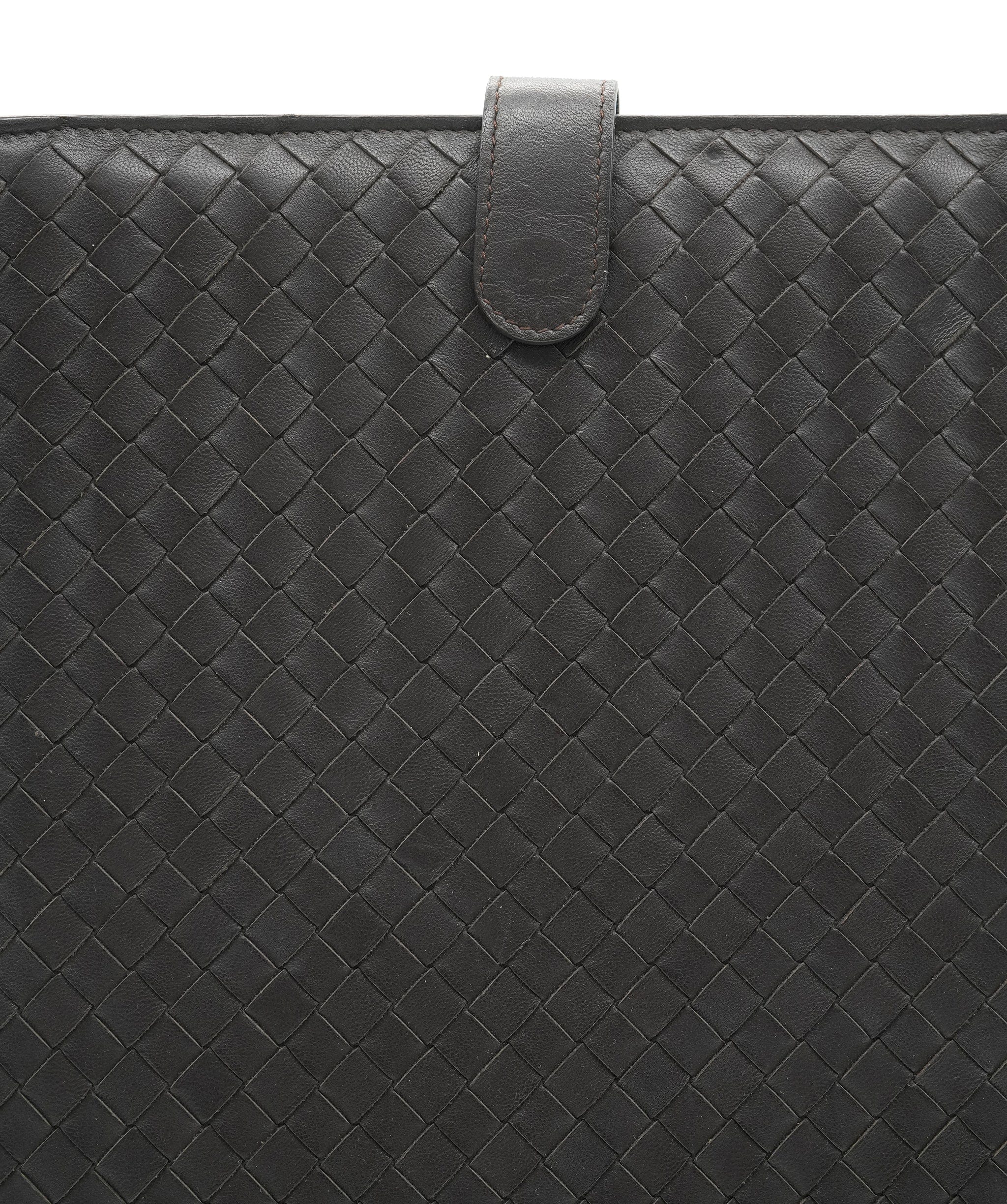 Bottega Veneta Bottega Veneta Intrecciato Leather iPad Case - APC0019