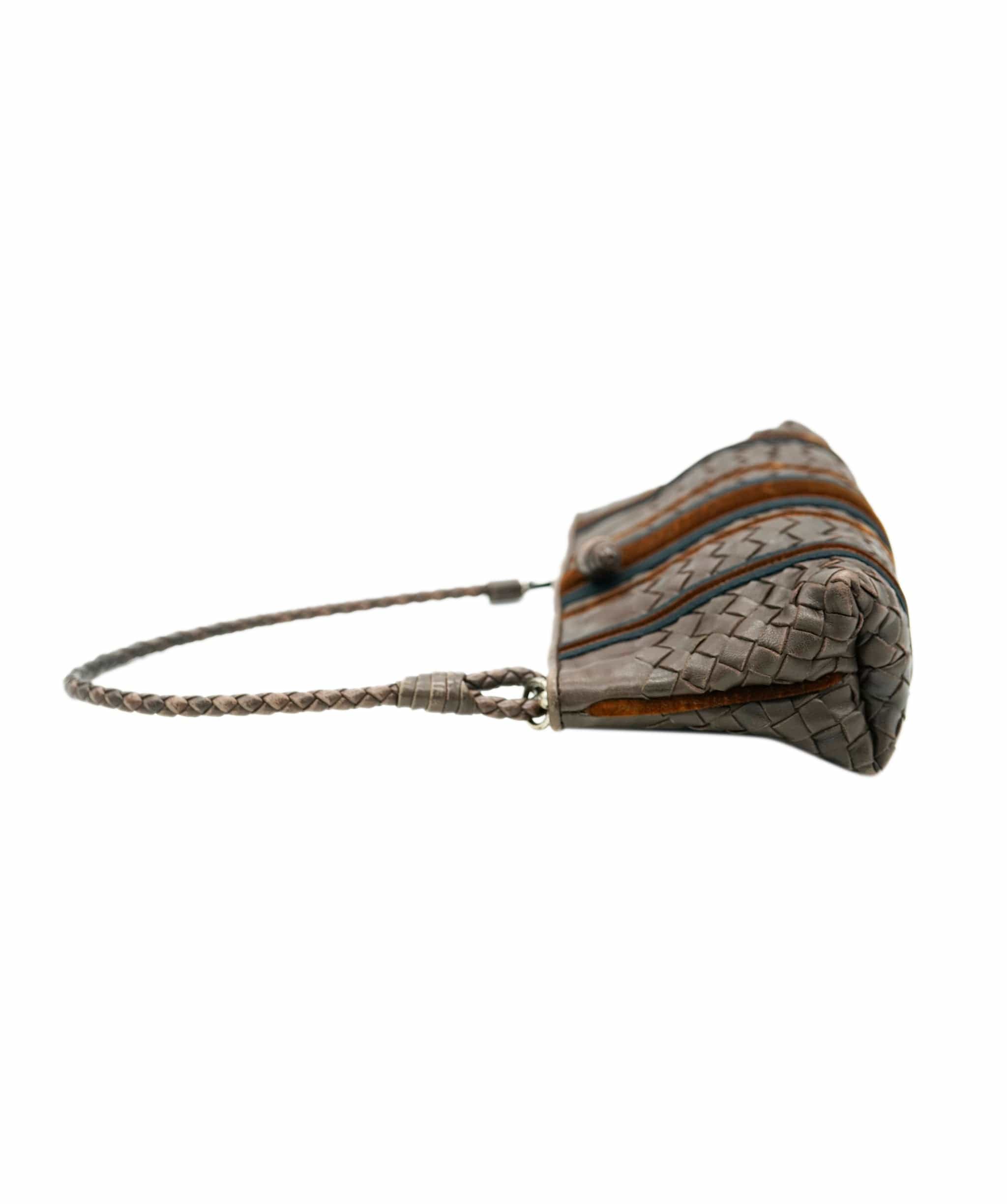 Bottega Veneta BOTTEGA VENETA INTRECCIATO Shoulder Bag Leather Brown Auth 63793 DBXS1665