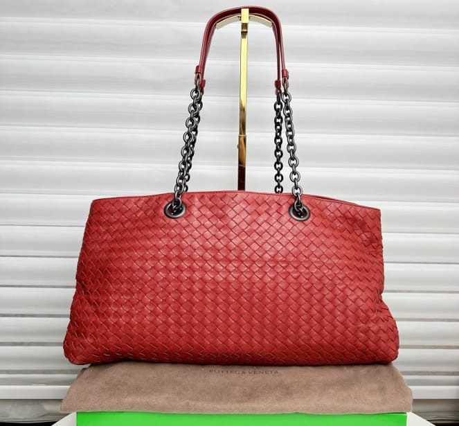 Bottega Veneta Bottega Veneta Red Intrecciato Leather Chain Tote Bag C19483324690